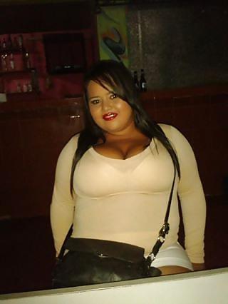 12P Downblouse and cleavage big tits