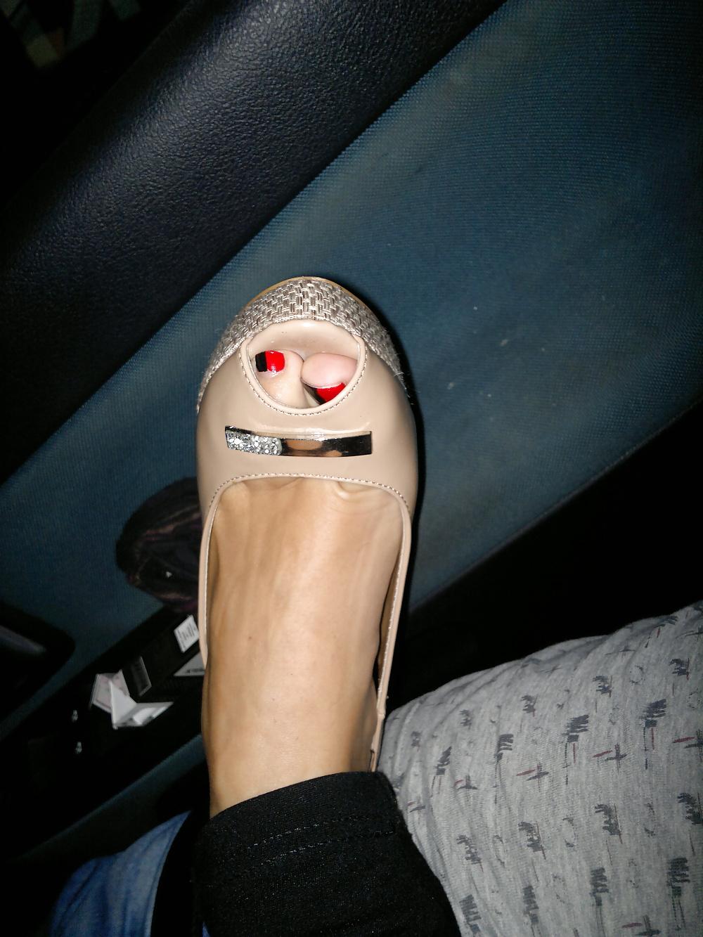 25P Footjob foot fetish nylon sexy toes