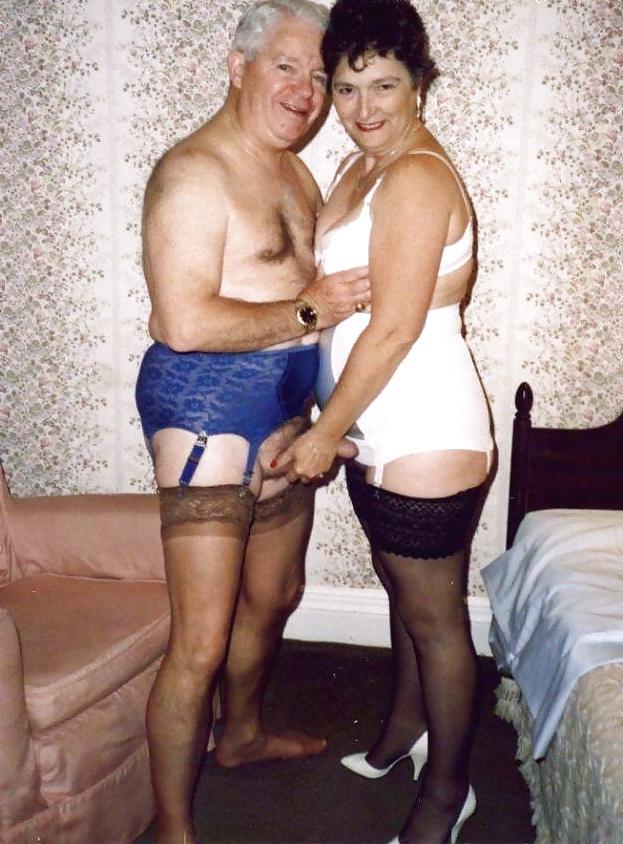 25P Grannies mature milf blowjob handjob sucking 6
