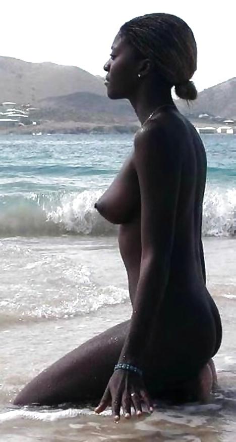 25P Hot black girls 17