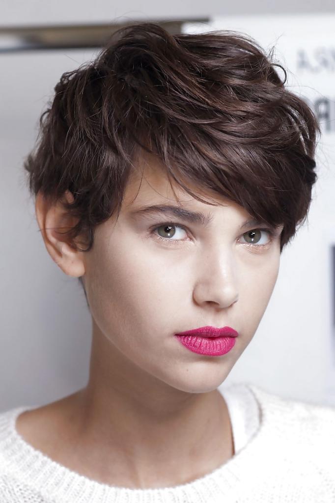 17P Gorgeous androgynous Amra Cerkezovic