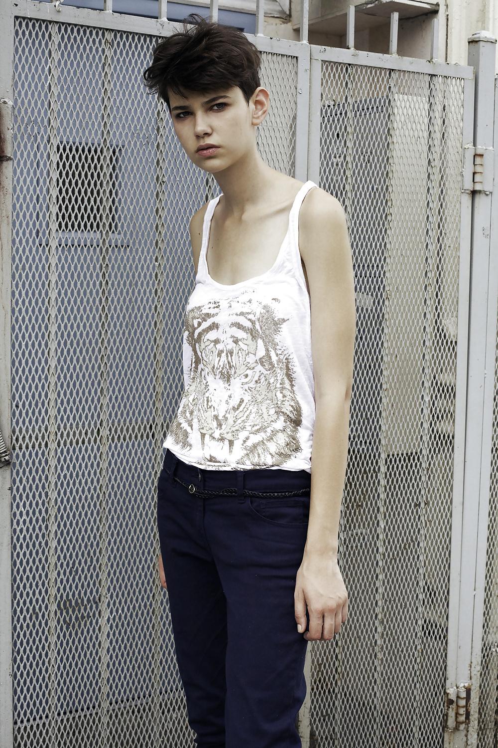 17P Gorgeous androgynous Amra Cerkezovic