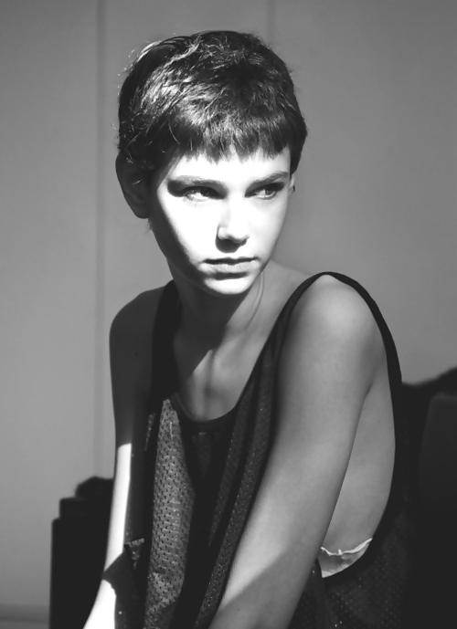 17P Gorgeous androgynous Amra Cerkezovic