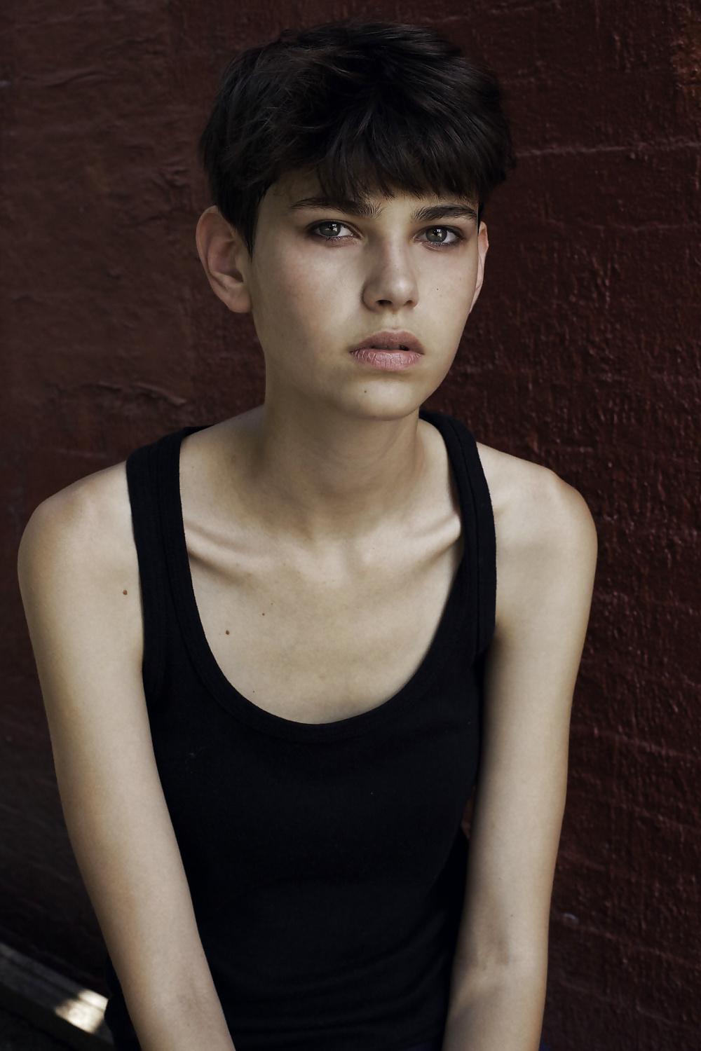 17P Gorgeous androgynous Amra Cerkezovic