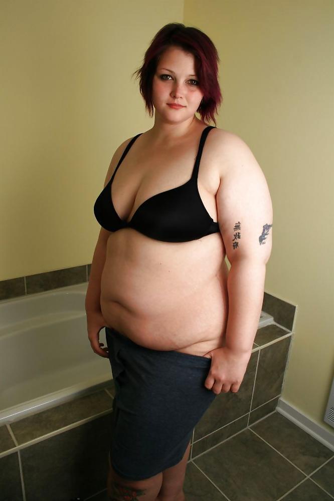 20P All BBW Cams  - Milla Monrow taking a shower