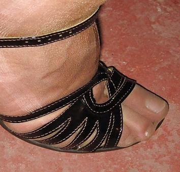 17P Feet nylon 2
