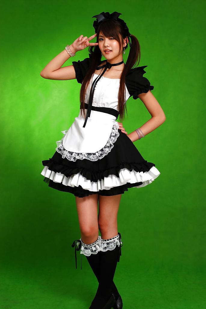 25P Asian maids