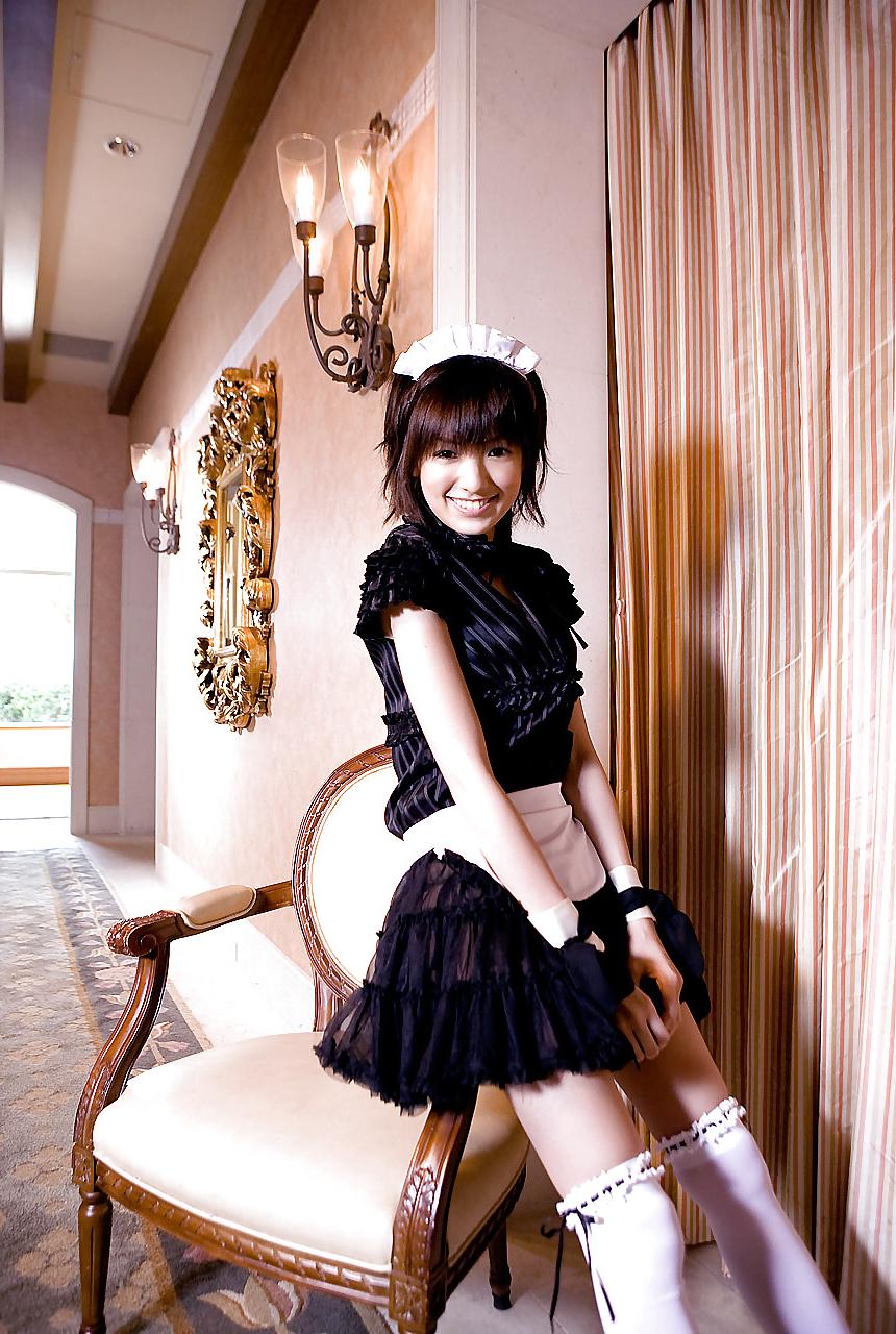 25P Asian maids