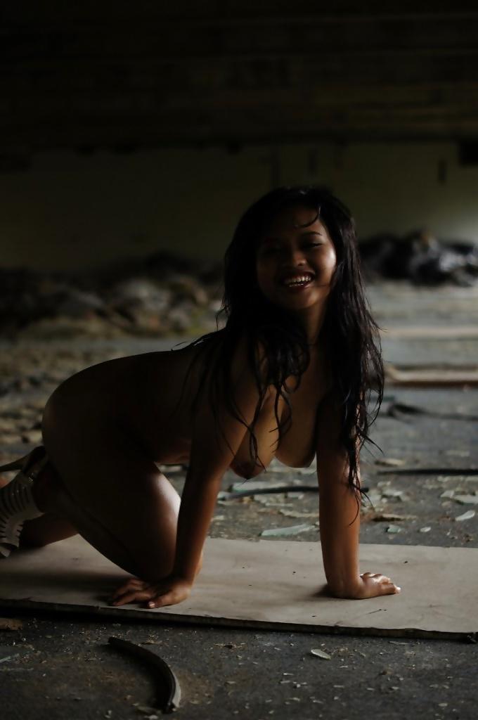 24P Asian Nude in Public