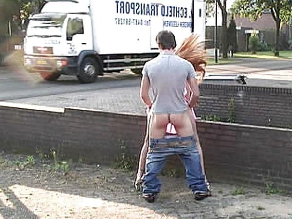 17P Public Sex 2