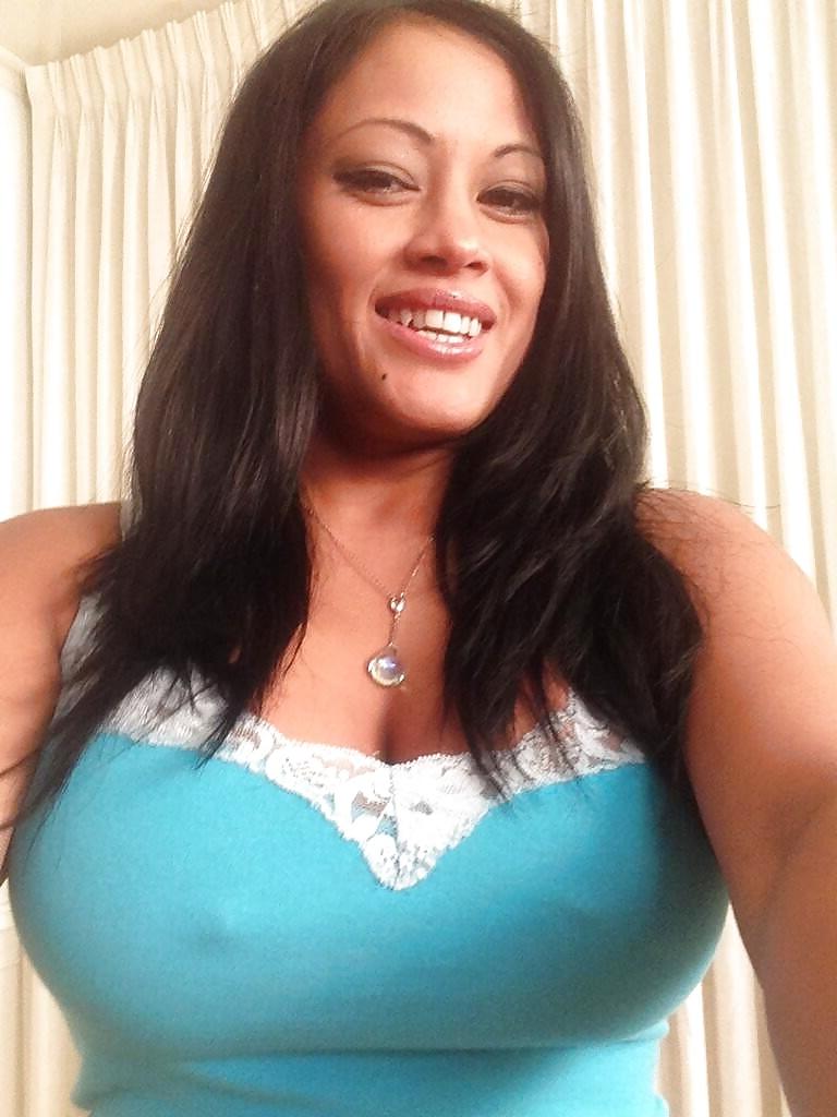 25P Maxine X (NN) Cleavage