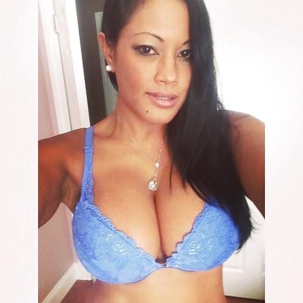 25P Maxine X (NN) Cleavage