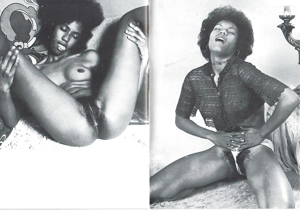 15P CLASSIC BLACK MILFS AND MATURES VOL.24