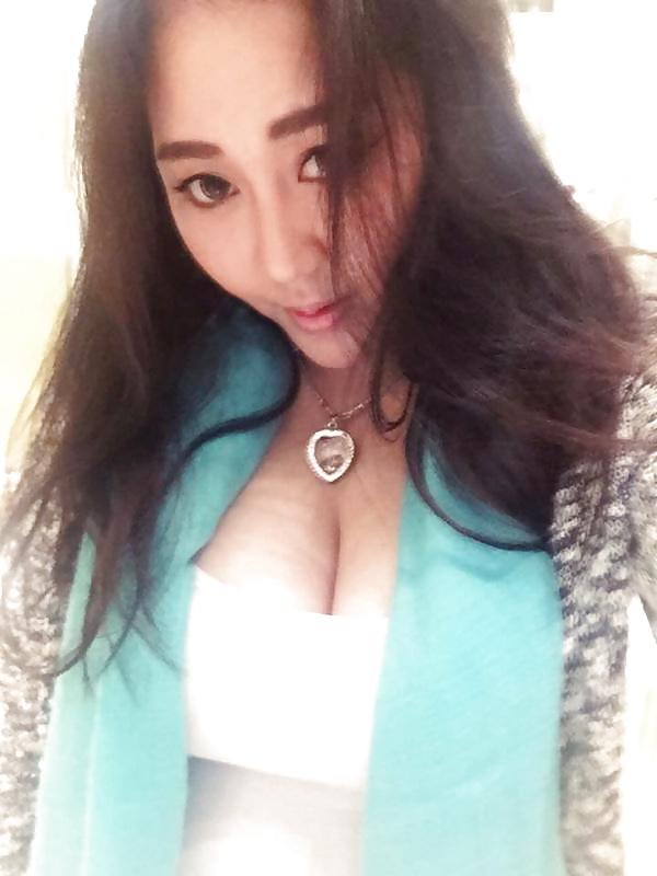 13P Big boobs asian