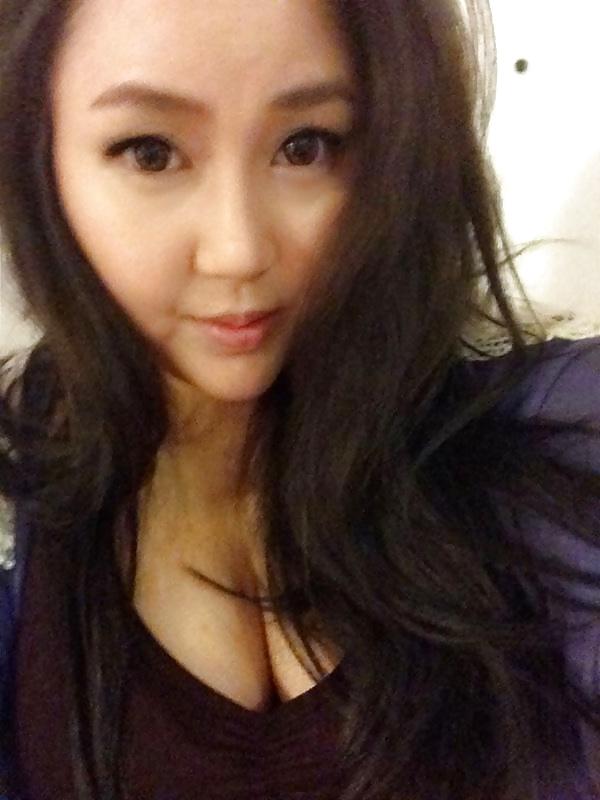 13P Big boobs asian