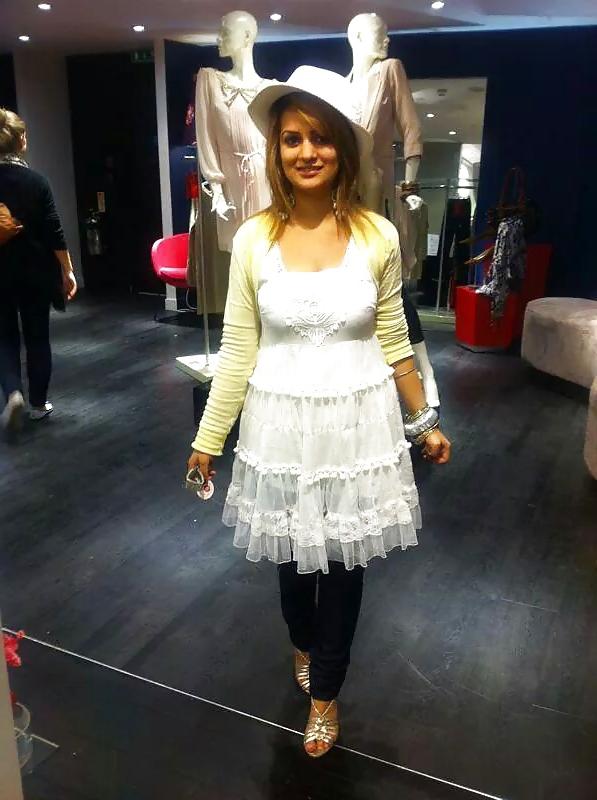 9P British paki slut nadia