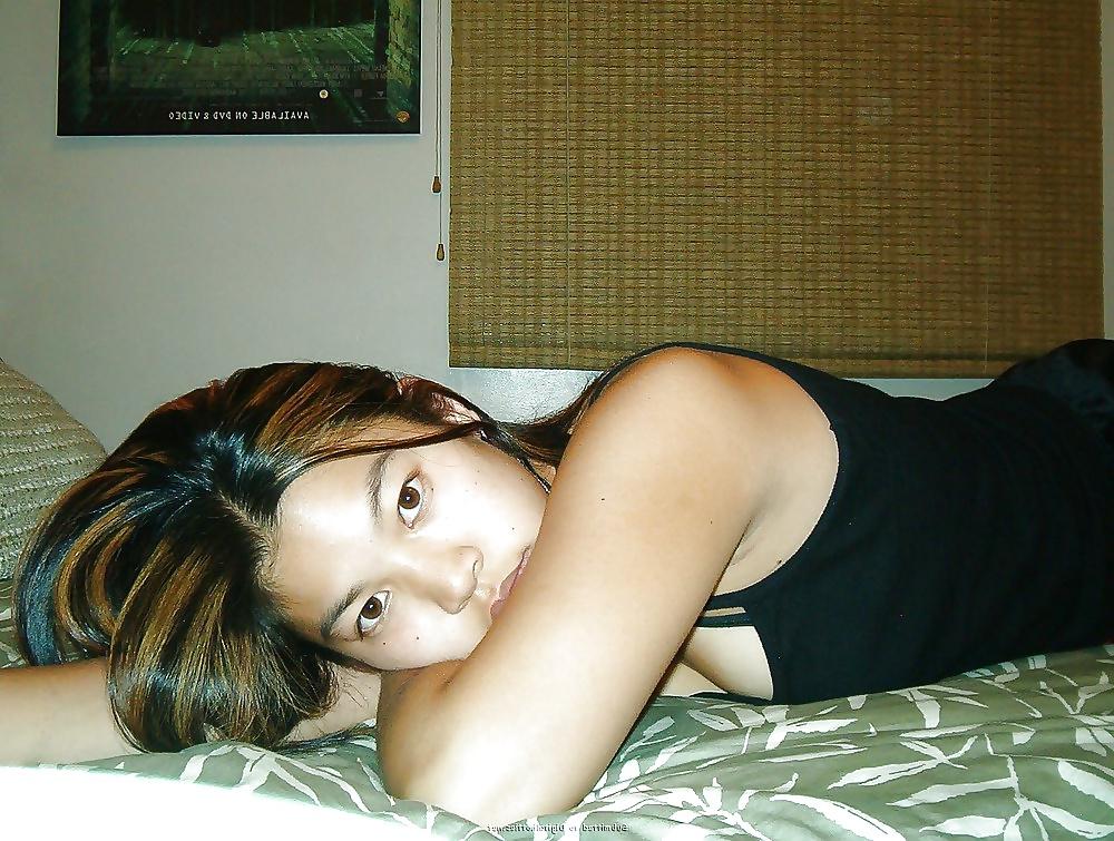 25P Amateur Asian Bimbo
