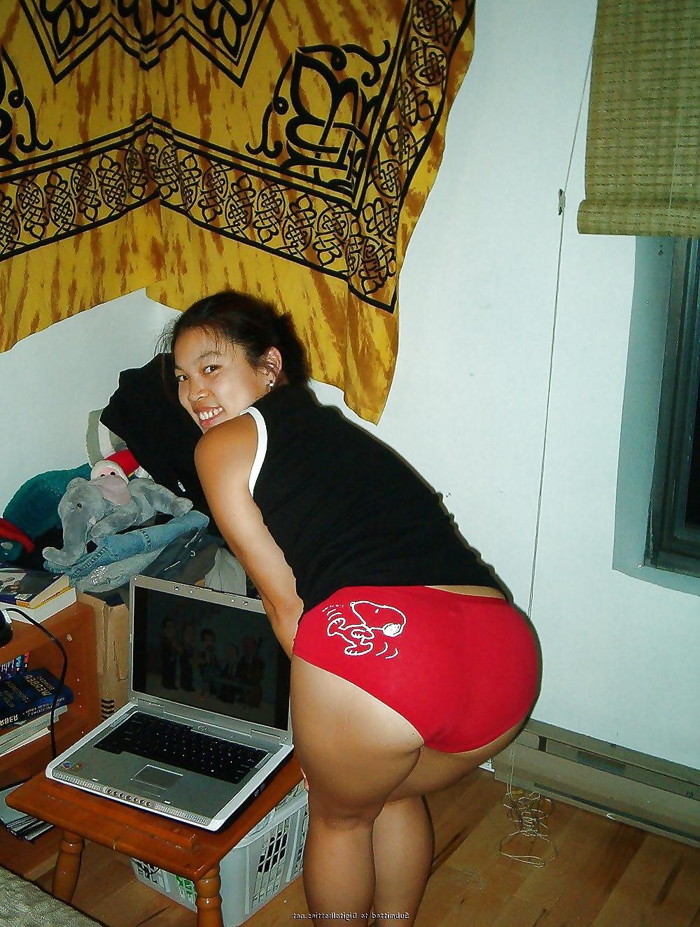 25P Amateur Asian Bimbo