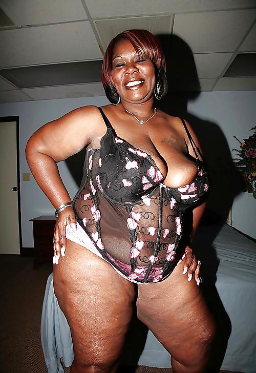 20P Ebony-Latina-Asian BBWs: League Of Extraordinary Women #23
