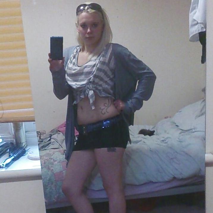 10P Filthy British slags! part 22