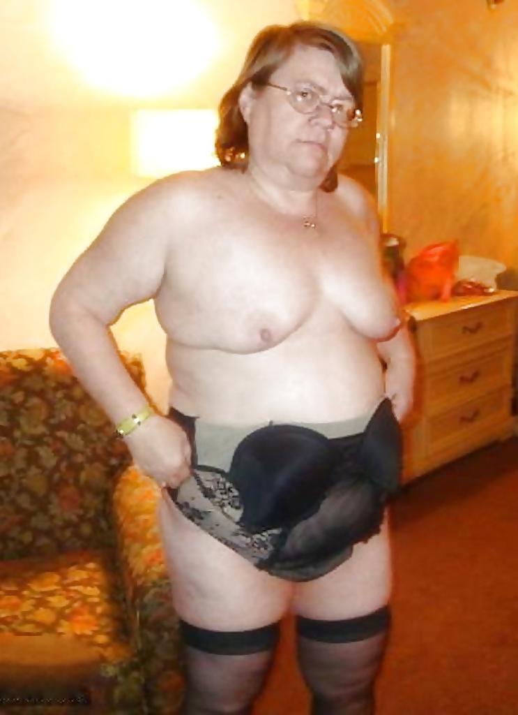 25P Grannies BBW Matures #75