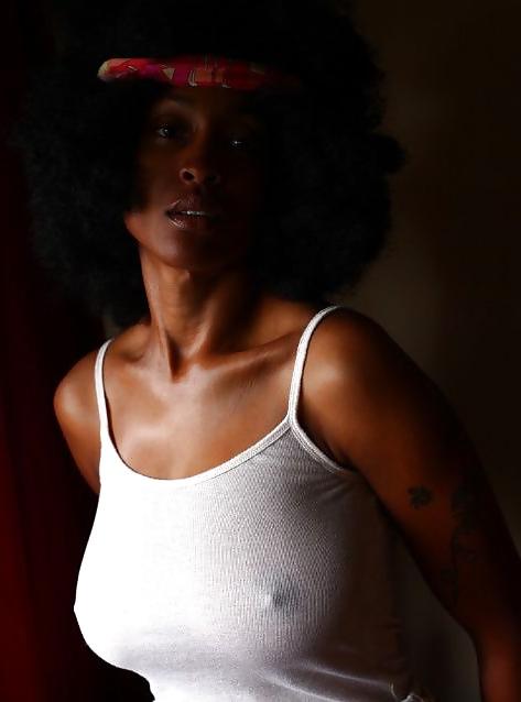 19P BLACK BEAUTIES VOL.22