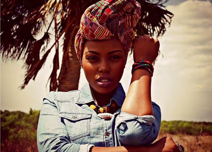 19P BLACK BEAUTIES VOL.22