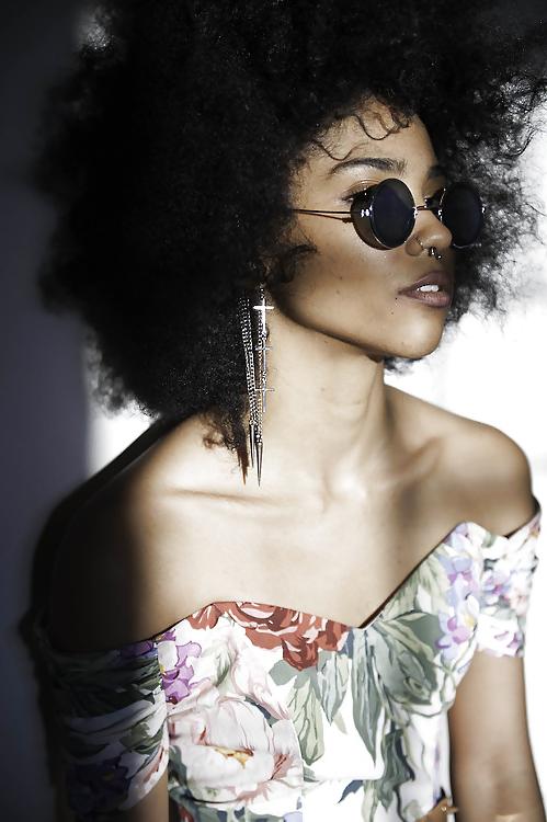 19P BLACK BEAUTIES VOL.22