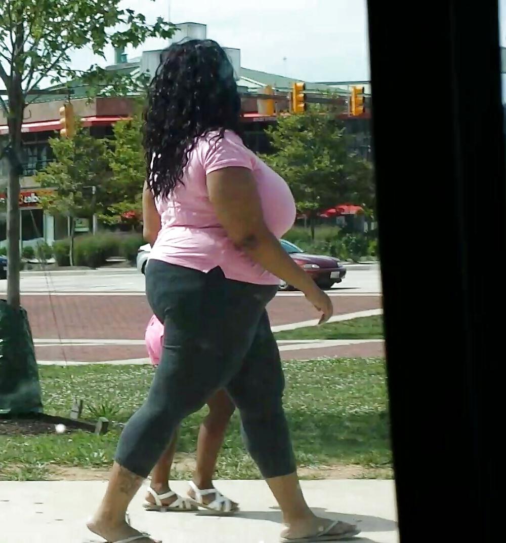 19P Candid of huge boobs and big ass bbw black bitch