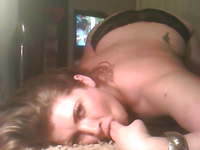 24P British slut