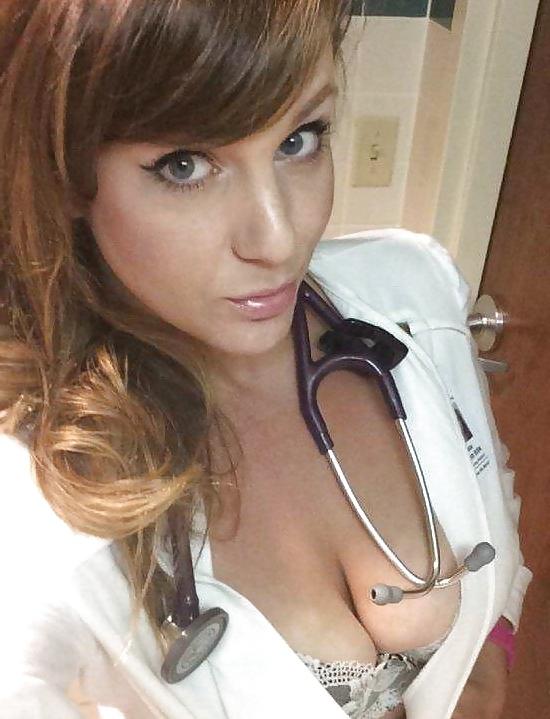 25P Cleavage!!! 