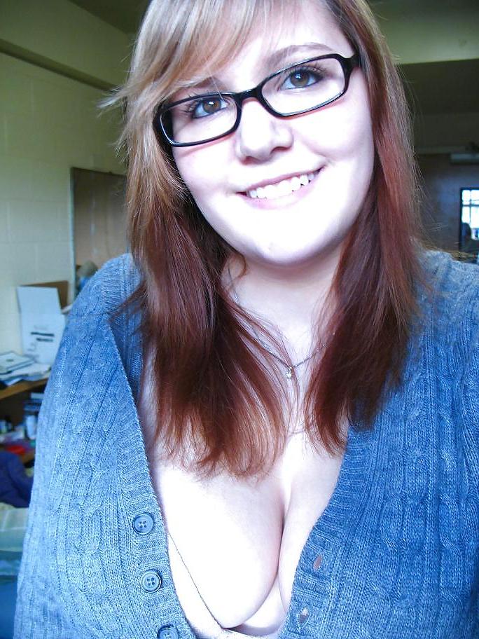 25P Beautiful Young BBW