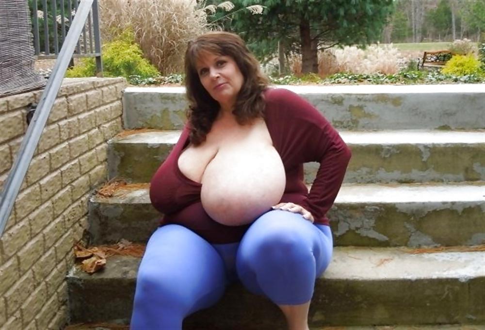 17P Big Natural Silicone-free Boobs! (Mature BBW)