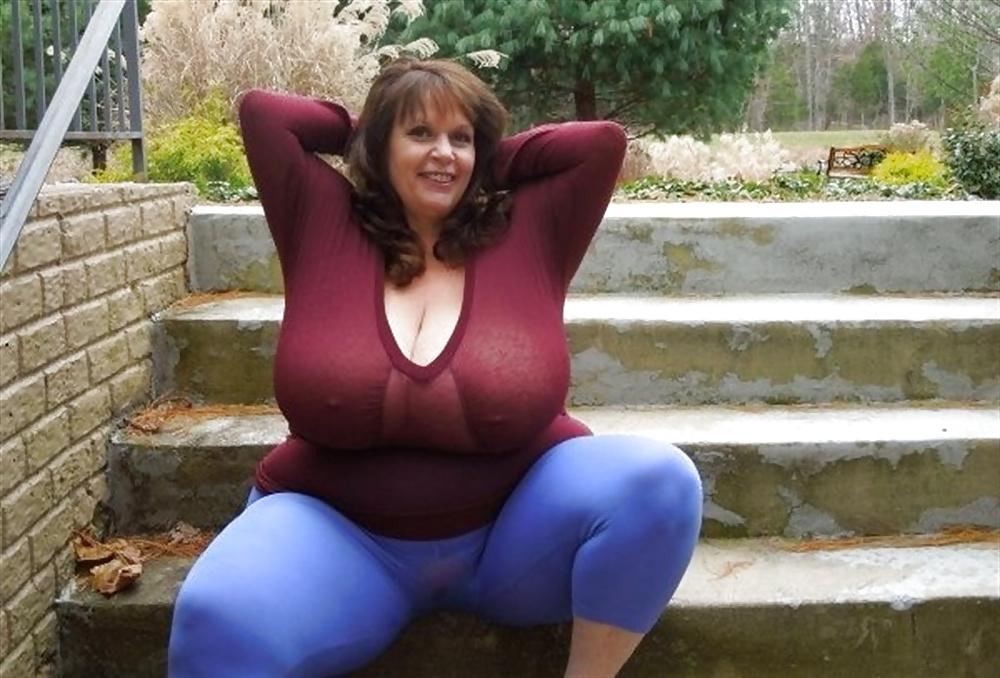 17P Big Natural Silicone-free Boobs! (Mature BBW)