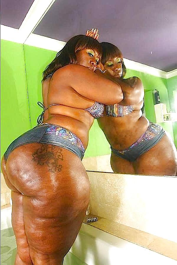 15P Ebony-Latina-Asian BBWs: League Of Extraordinary Women #34