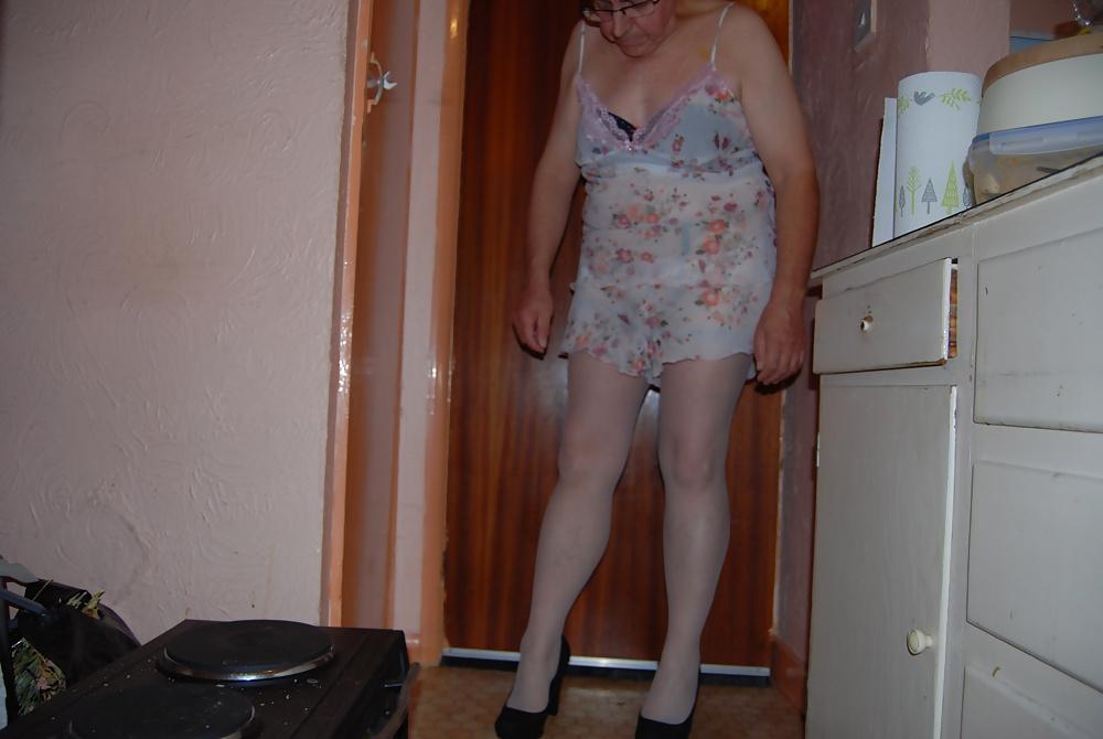 16P CD Maid in the Kitchen again