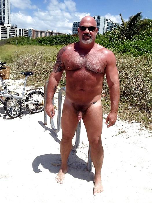 25P Gorgeous men naked pt 2