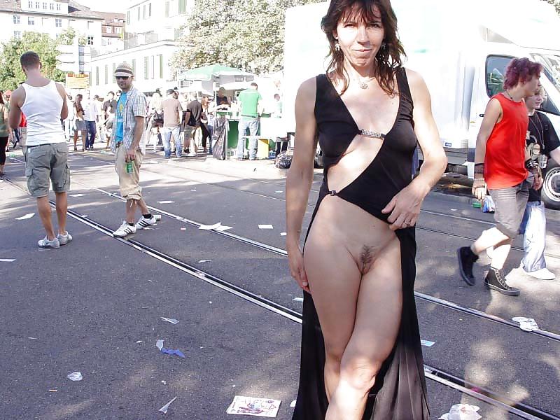 11P Nude Ladies In Public Areas Part 2