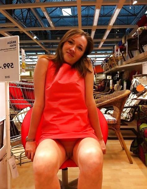 25P Girl Flashing in Public 2 