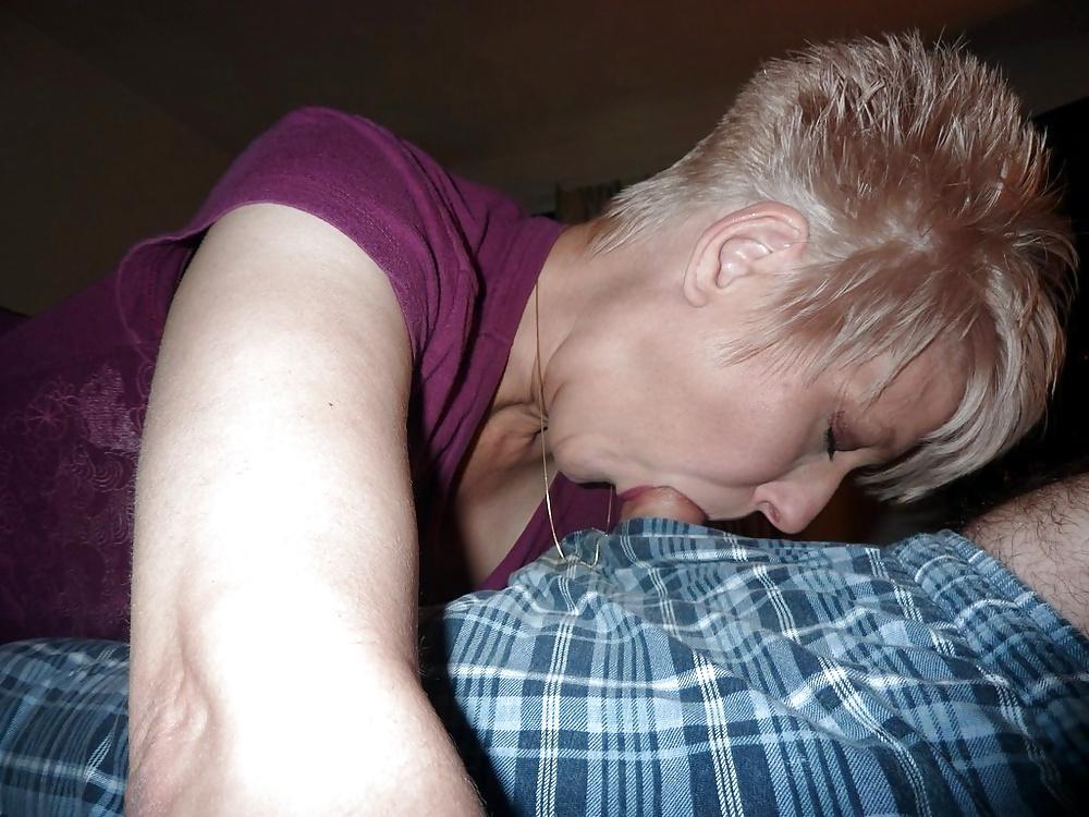 25P Grannies mature milf blowjob handjob sucking 1