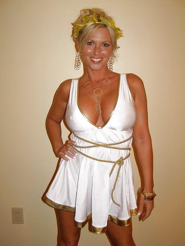 25P Cleavage, Wonderful Cleavage!