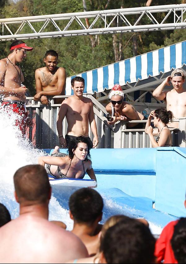 13P Celebs in public!