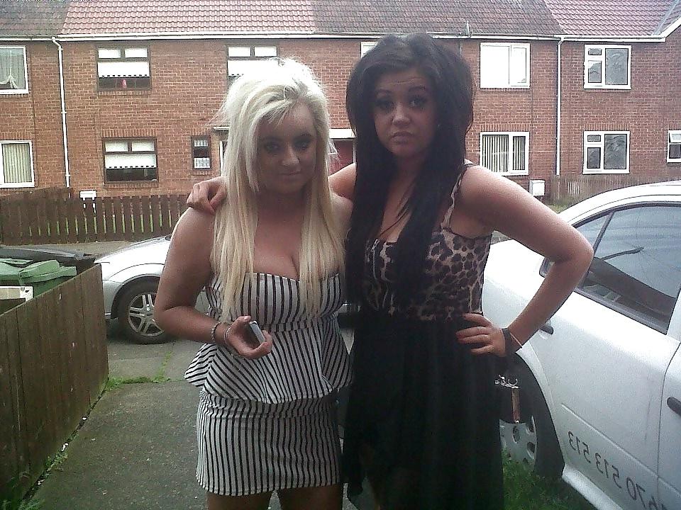 10P Filthy British slags! part 13