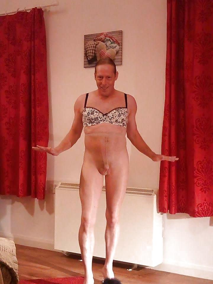 9P Transvestite Sarah from Liverpool 