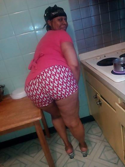 25P Black bbw 
