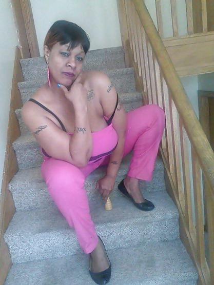 25P Black bbw 