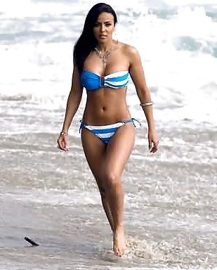 25P Layla El (British Professional Wrester)