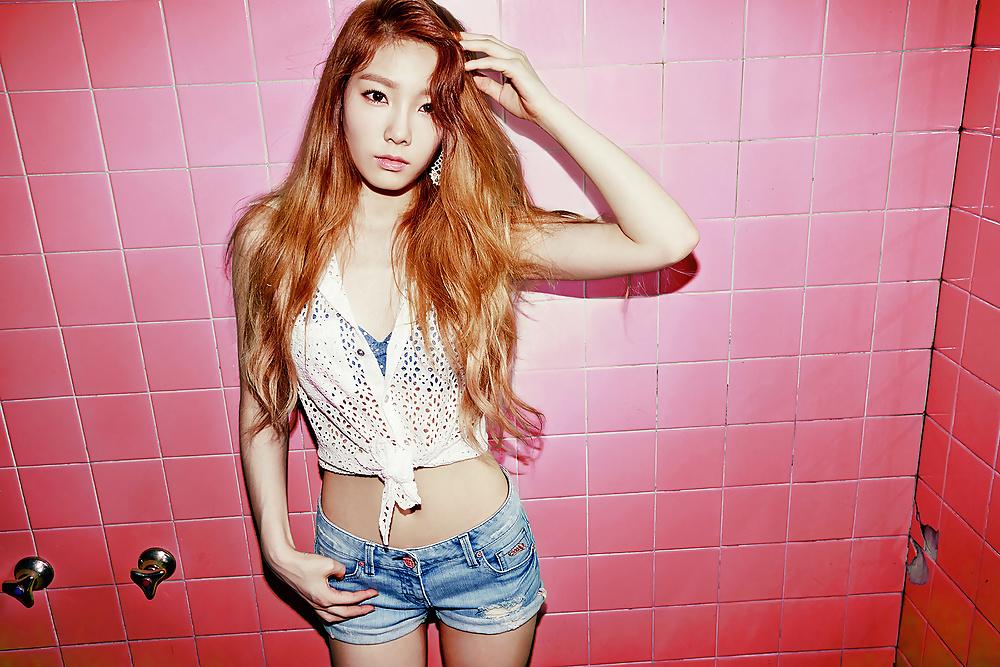25P Korean Kpop whores