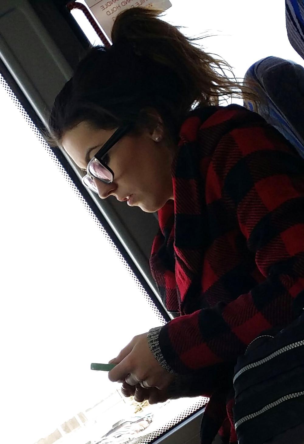 25P Hot women in public 