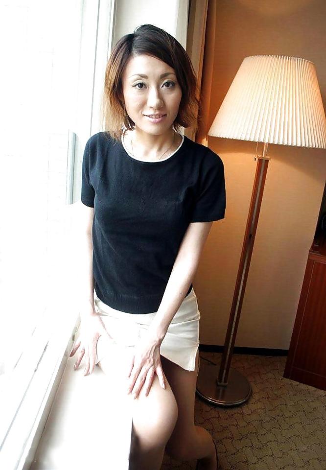 25P Asian woman 11